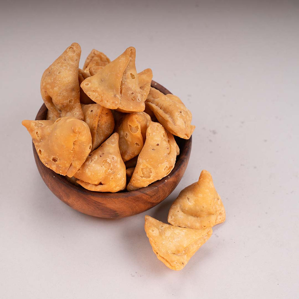 Dryfruit samosa