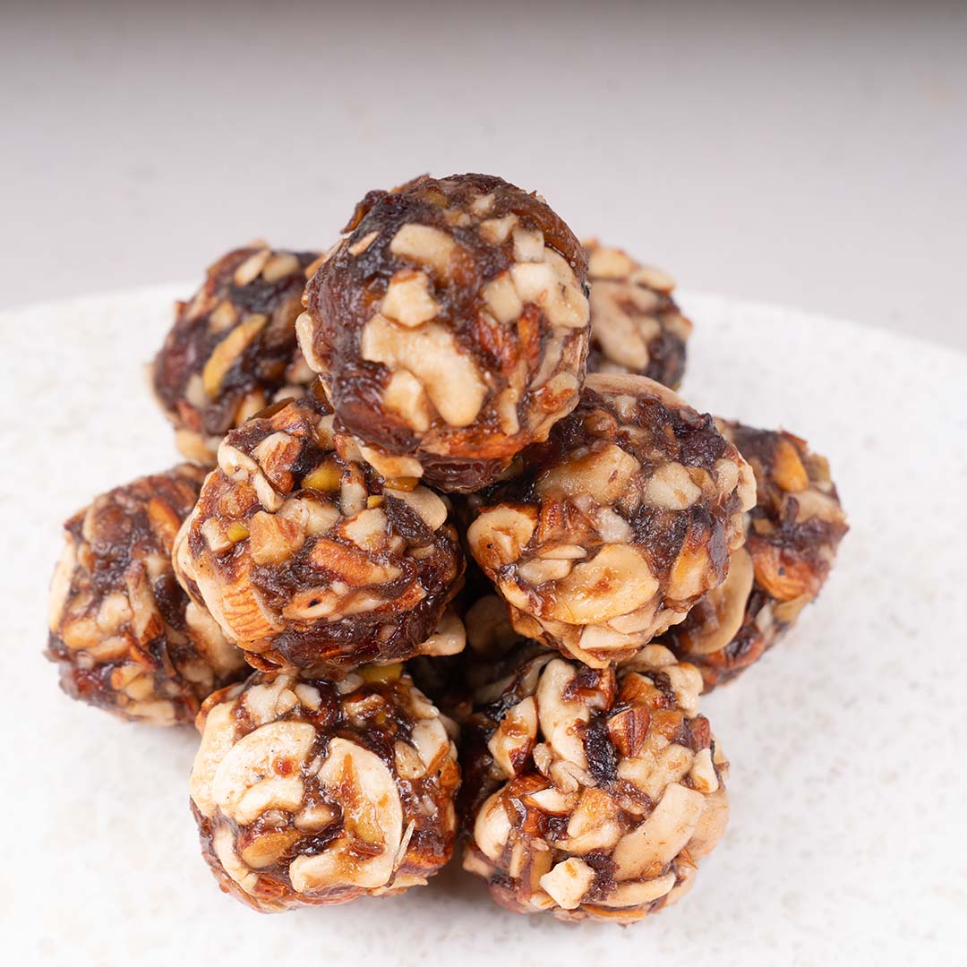 Kharjura Laddu