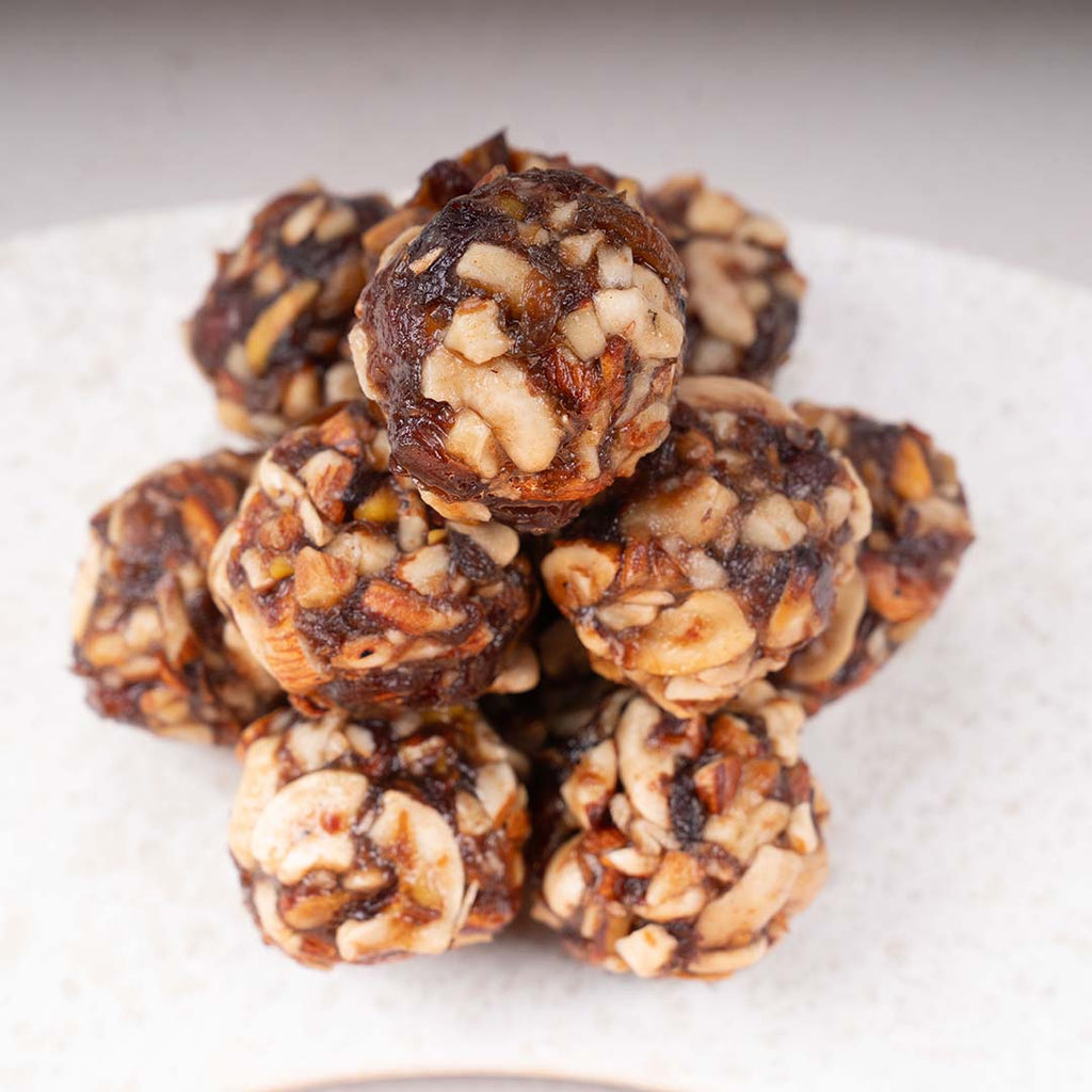 Kharjura Laddu